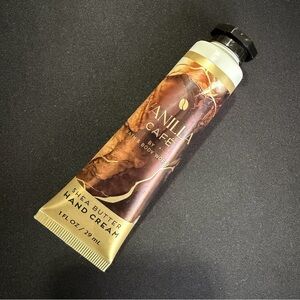 ✨4 for $15✨ Vanilla Cafe Hand Cream